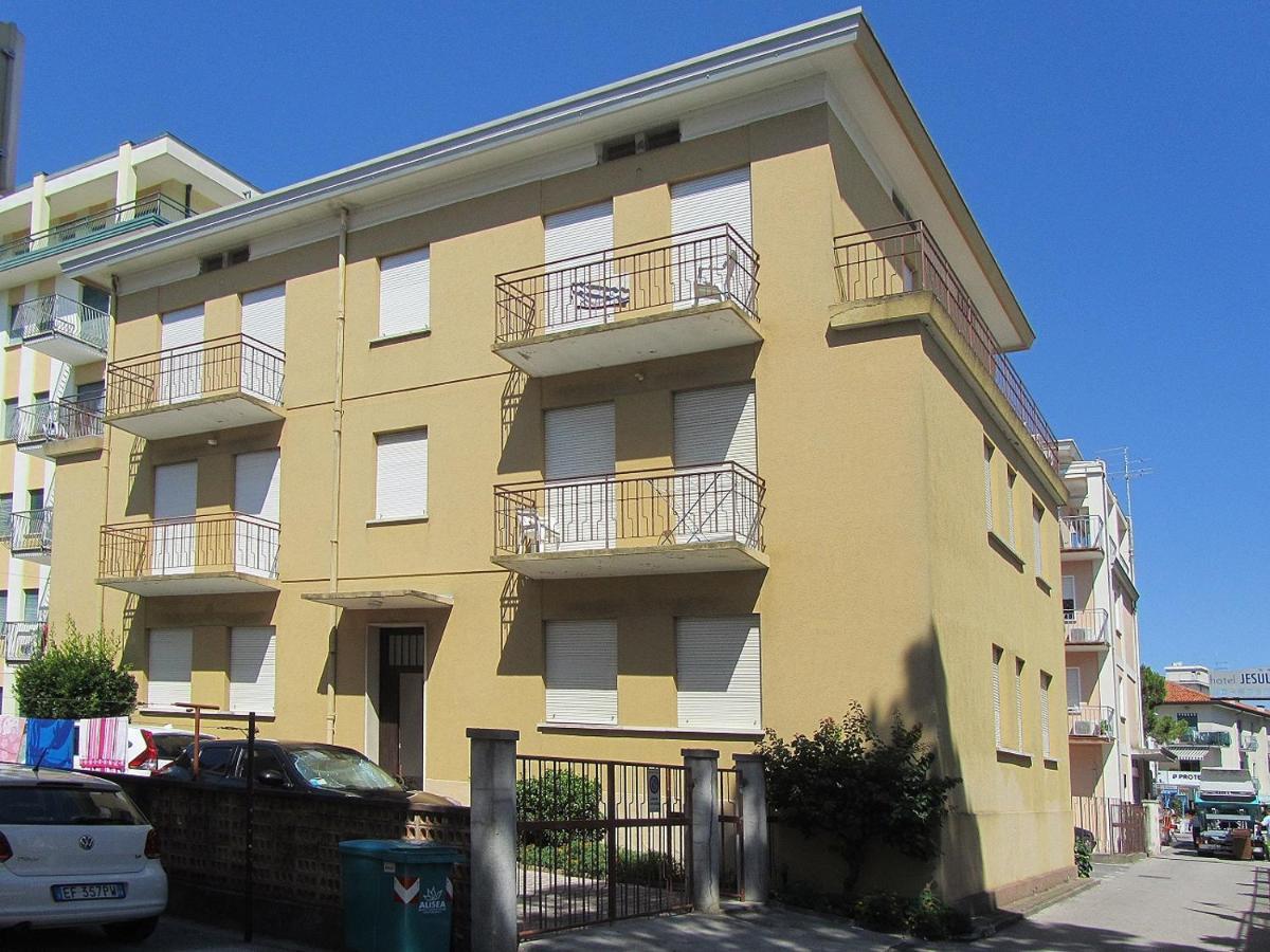 Giannina Apartment Lido di Jesolo Bagian luar foto