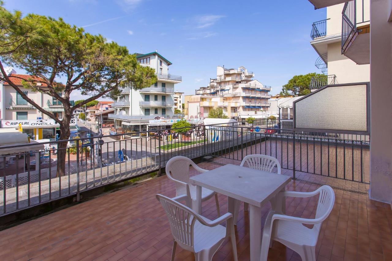 Giannina Apartment Lido di Jesolo Bagian luar foto