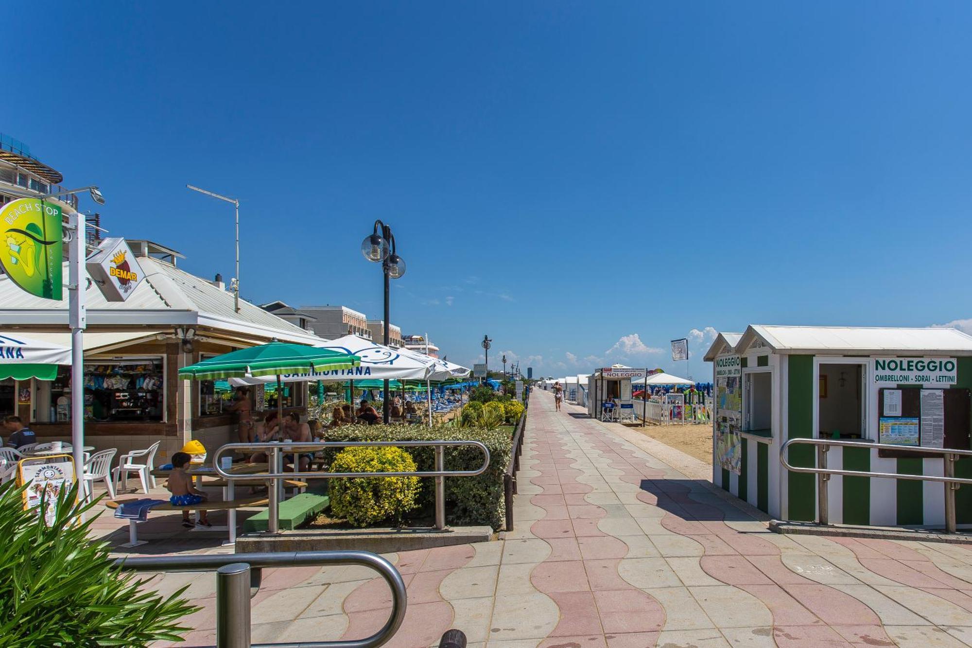 Giannina Apartment Lido di Jesolo Bagian luar foto